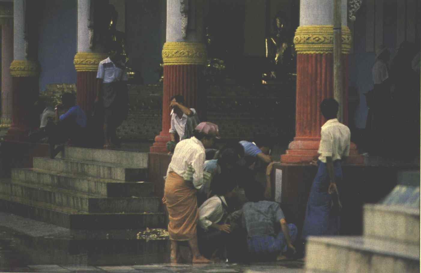 Rangoon protest students at pagoda